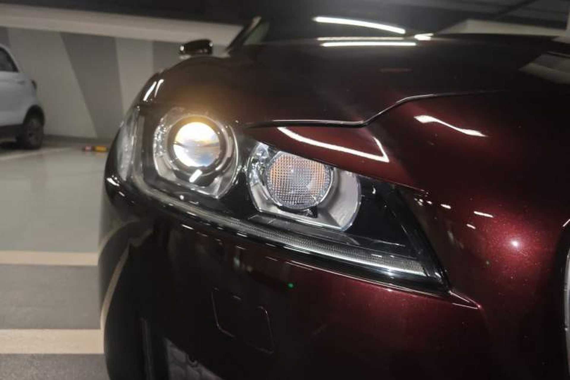 Used Jaguar XFL 2017 XFL 2.0T 200PS Luxury Edition Right Front Headlight