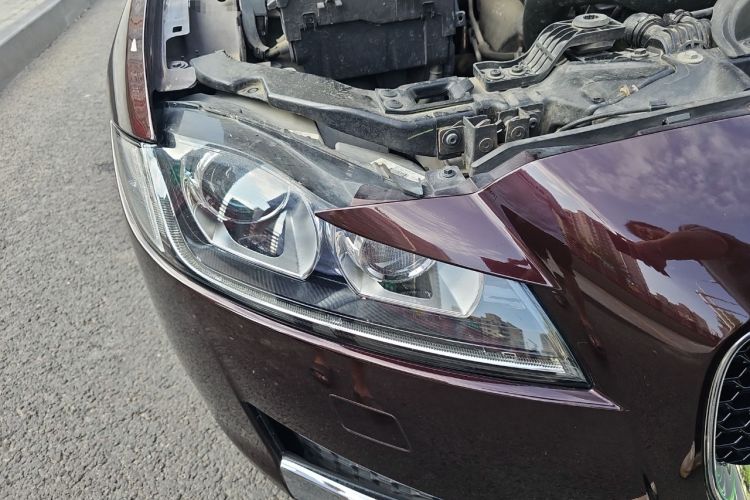 Used Jaguar XFL 2017 XFL 2.0T 240PS Luxury Edition Right Front Headlight