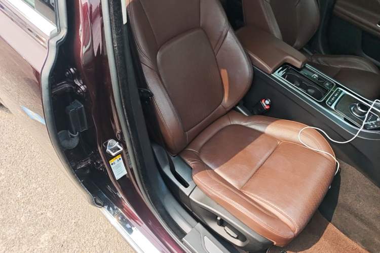 Used Jaguar XFL 2017 XFL 2.0T 200PS Luxury Edition Right Front Seat