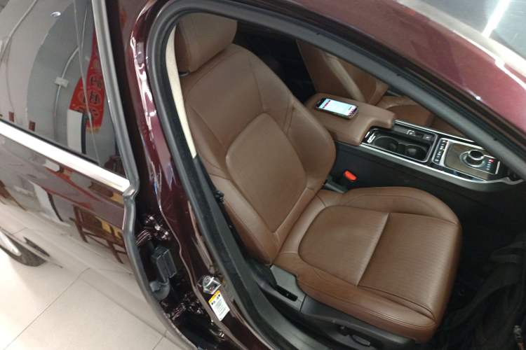 Used Jaguar XFL 2017 XFL 2.0T 240PS Luxury Edition Right Front Seat