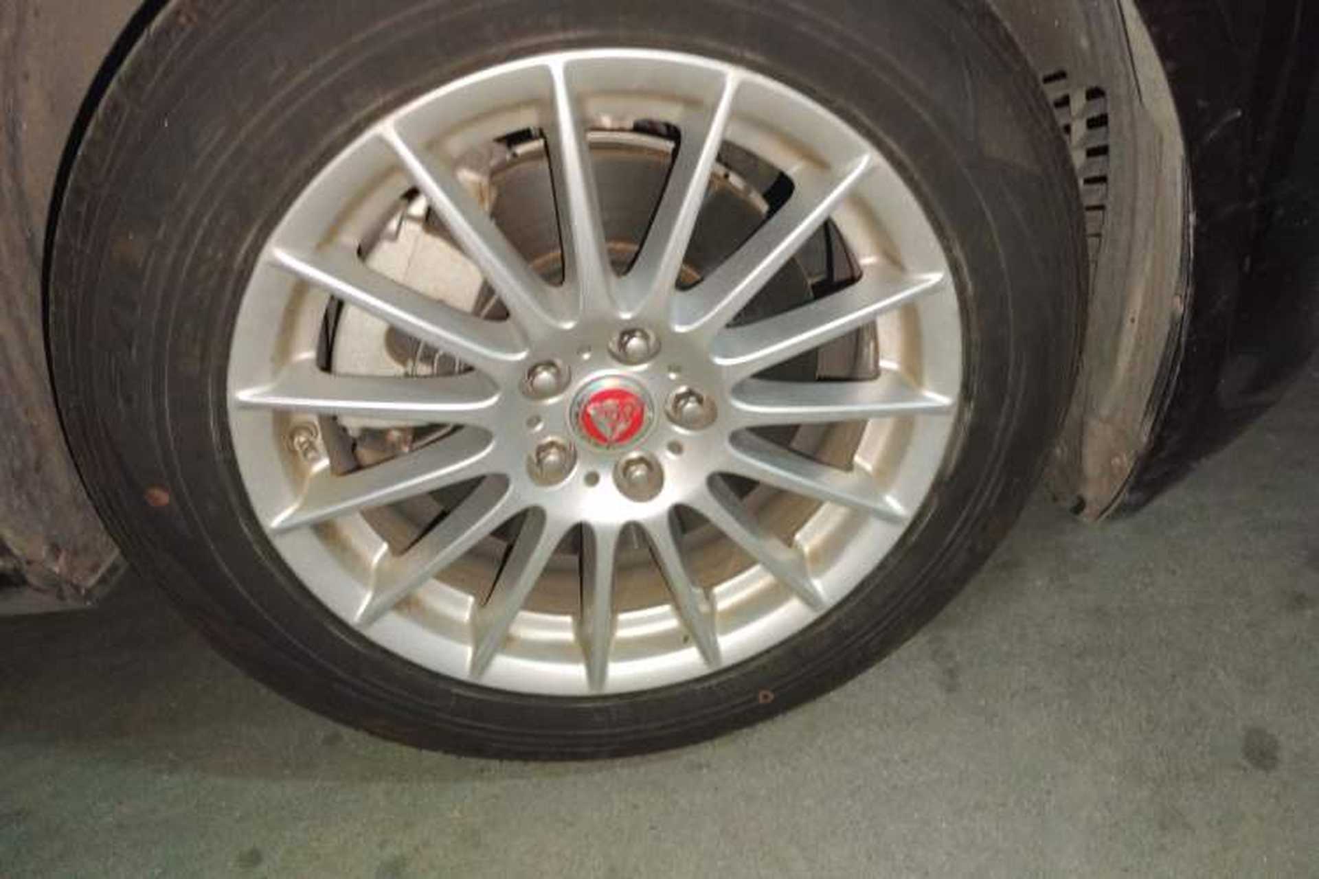 Used Jaguar XFL 2017 XFL 2.0T 200PS Elite Edition Right Front Wheel Hub
