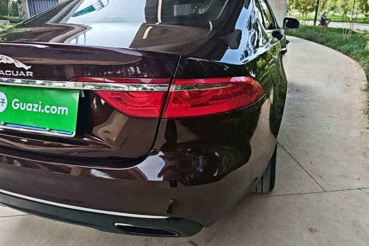 Used Jaguar XFL 2017 XFL 2.0T 200PS Elite Edition Right Rear Taillight