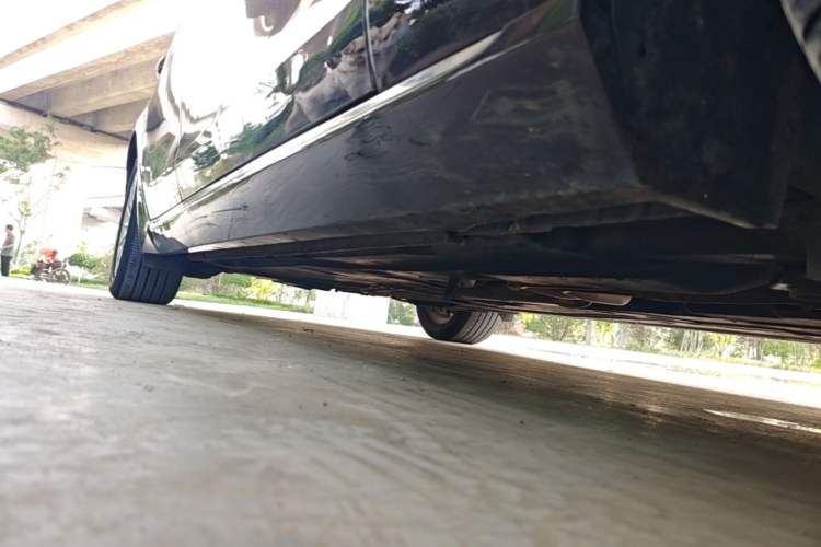 Used Jaguar XFL 2017 XFL 2.0T 200PS Elite Edition Right Side Sill