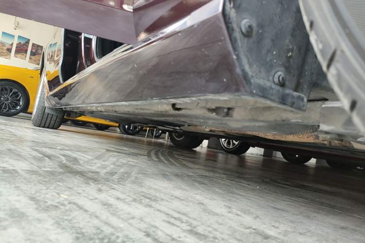 Used Jaguar XFL 2017 XFL 2.0T 240PS Luxury Edition Right Side Sill