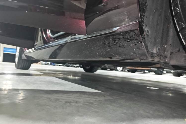 Used Jaguar XFL 2017 XFL 2.0T 240PS Luxury Edition Right Side Sill