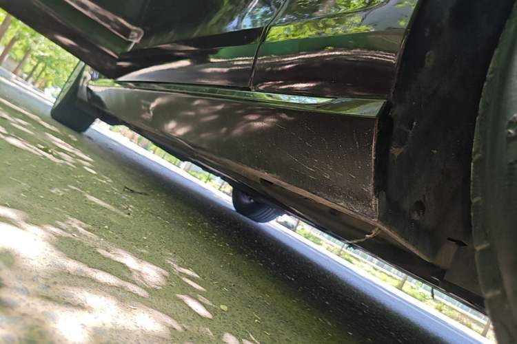 Used Jaguar XFL 2017 XFL 2.0T 200PS Windflower Edition Right Side Sill