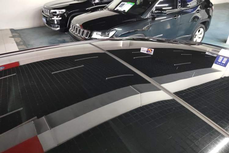 Used Jaguar XFL 2017 XFL 2.0T 200PS Luxury Edition Roof