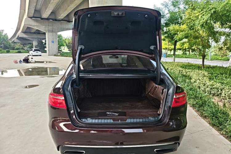 Used Jaguar XFL 2017 XFL 2.0T 200PS Elite Edition Trunk