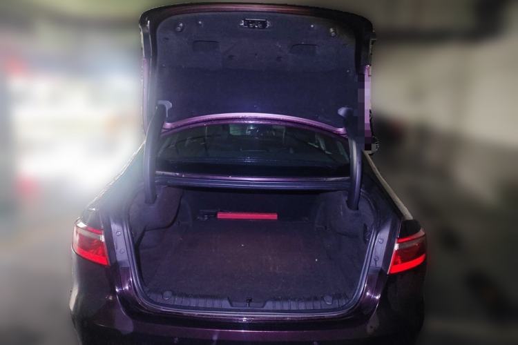 Used Jaguar XFL 2017 XFL 2.0T 200PS Luxury Edition Trunk