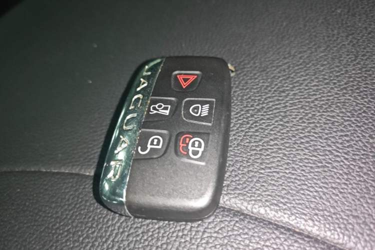 Used Jaguar XFL 2017 XFL 2.0T 240PS Luxury Edition Vehicle Key