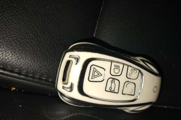 Used Jaguar XFL 2017 XFL 2.0T 200PS Windflower Edition Vehicle Key