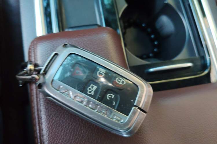 Used Jaguar XFL 2017 XFL 2.0T 240PS Luxury Edition Vehicle Key