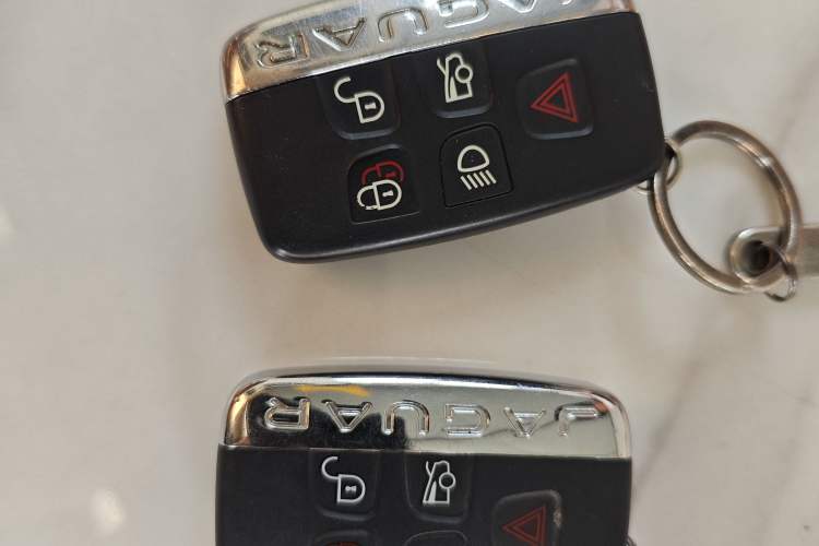 Used Jaguar XFL 2017 XFL 2.0T 200PS Windflower Edition Vehicle Key