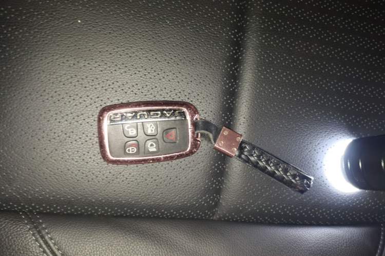 Used Jaguar XFL 2017 XFL 2.0T 200PS Luxury Edition Vehicle Key