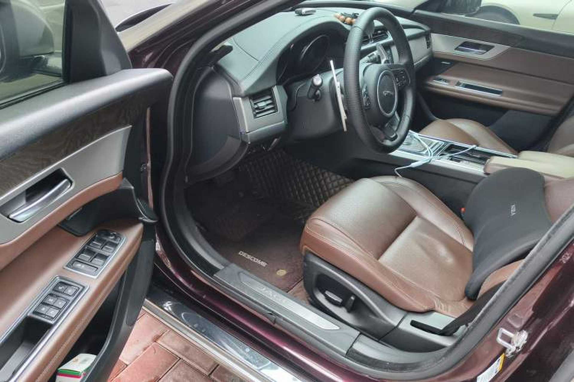 Used Jaguar XFL 2017 XFL 2.0T 200PS Luxury Edition Driver Seat