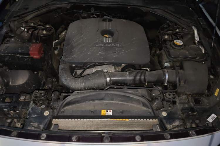 Used Jaguar XFL 2017 XFL 2.0T 200PS Luxury Edition Engine Bay