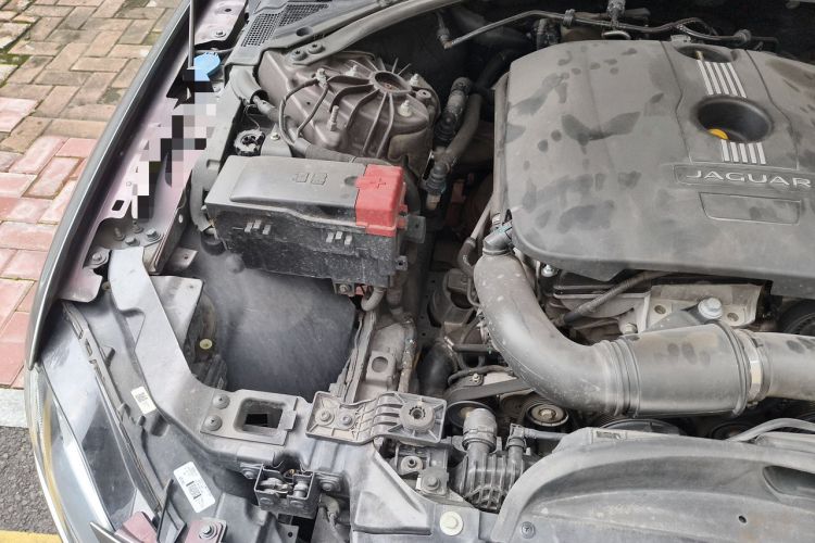 Used Jaguar XFL 2017 XFL 2.0T 200PS Luxury Edition Engine Bay Right