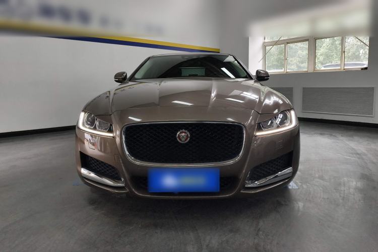 Used Jaguar XFL 2017 XFL 2.0T 240PS Luxury Edition Front