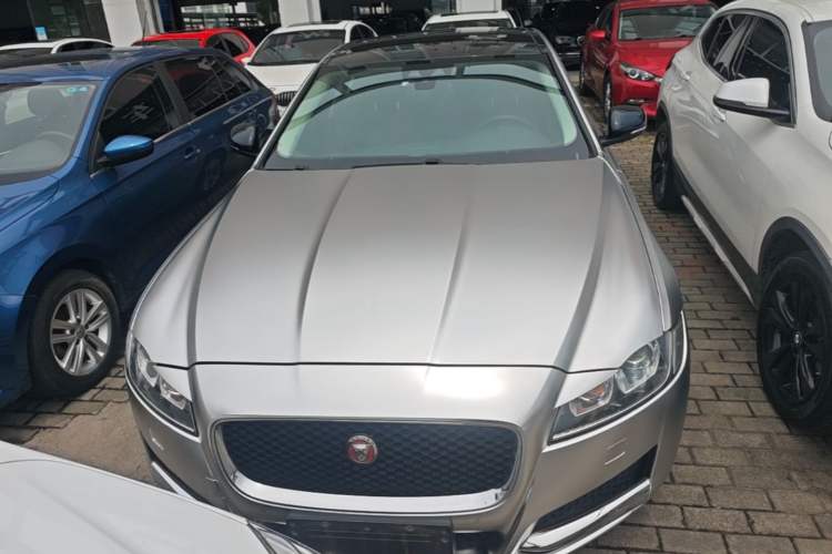 Used Jaguar XFL 2017 XFL 2.0T 200PS Windflower Edition Front