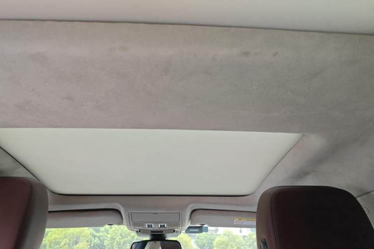 Used Jaguar XFL 2017 XFL 2.0T 200PS Luxury Edition Headliner
