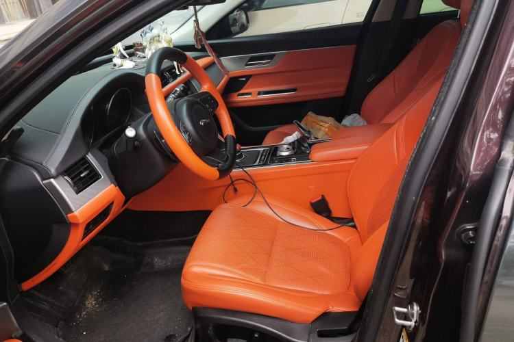 Used Jaguar XFL 2017 XFL 2.0T 200PS Luxury Edition Left Front Seat