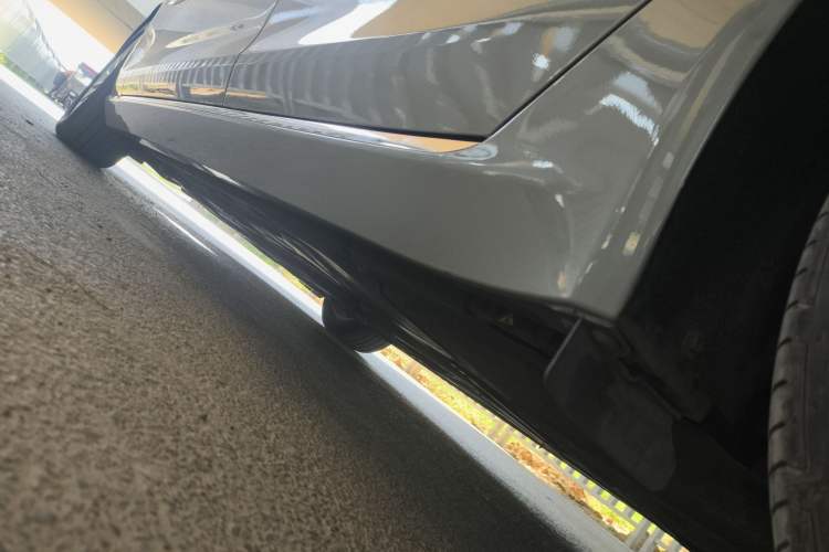 Used Jaguar XFL 2017 XFL 2.0T 200PS Elite Edition Left Side Sill