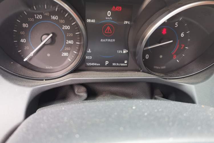 Used Jaguar XFL 2017 XFL 2.0T 200PS Luxury Edition Odometer Close Up