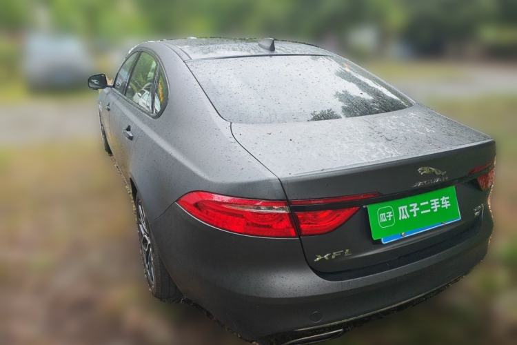 Used Jaguar XFL 2017 XFL 2.0T 200PS Windflower Edition Rear Left 45 Deg