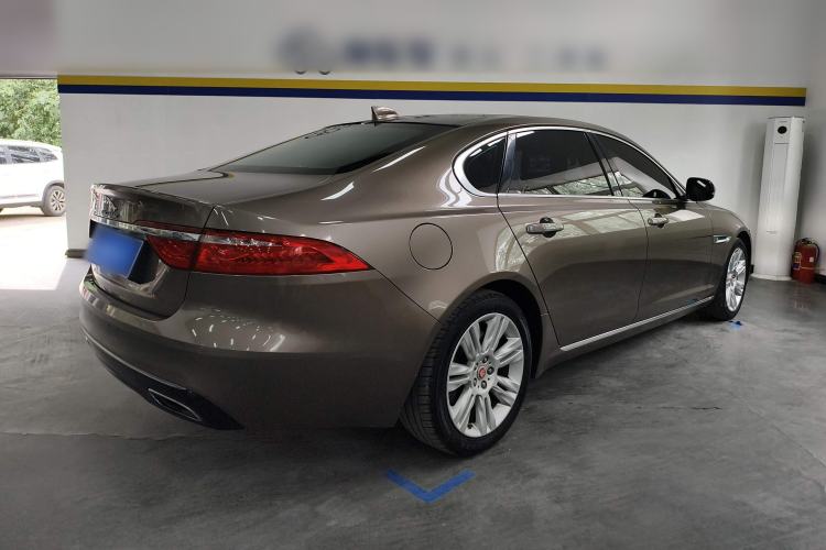 Used Jaguar XFL 2017 XFL 2.0T 240PS Luxury Edition Rear Right 45 Deg