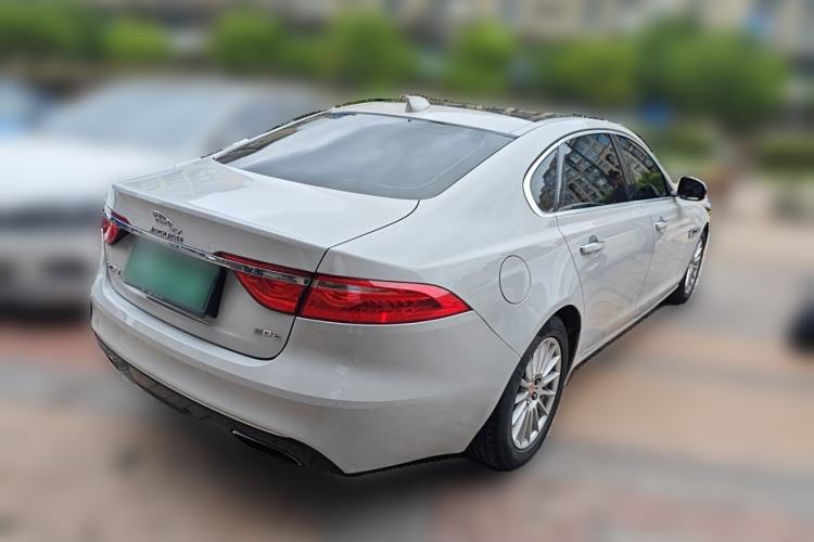 Used Jaguar XFL 2017 XFL 2.0T 200PS Luxury Edition Rear Right 45 Deg