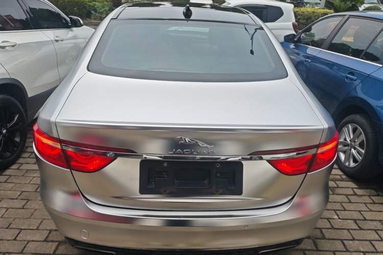 Used Jaguar XFL 2017 XFL 2.0T 200PS Windflower Edition Rear