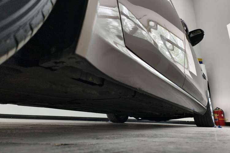 Used Jaguar XFL 2017 XFL 2.0T 240PS Luxury Edition Right Side Sill