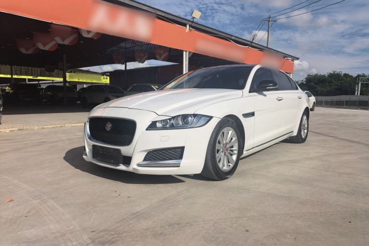 Used Jaguar XFL 2017 XFL 2.0T 240PS Luxury Edition Guazi used car, China used car export, Used car for sale, Used cars, Cheapest cars for sale