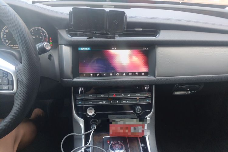 Used Jaguar XFL 2017 XFL 2.0T 240PS Premium Edition Audio And AC Panel