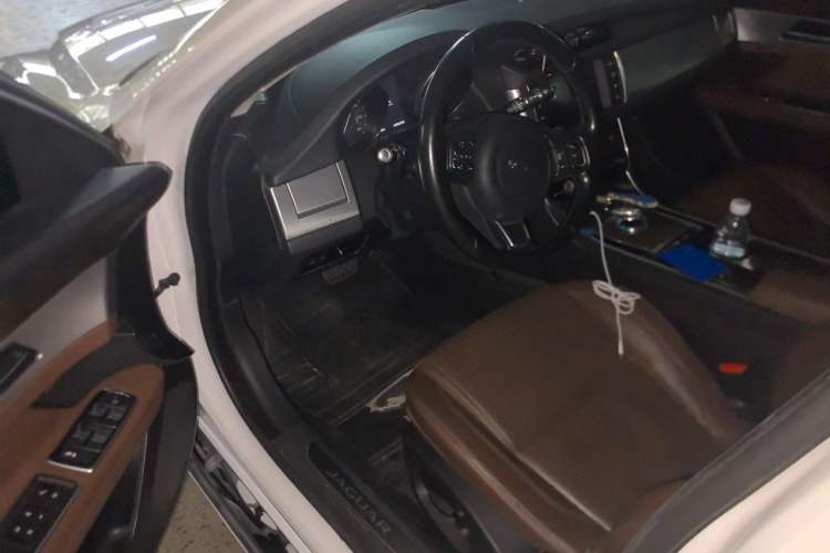 Used Jaguar XFL 2017 XFL 2.0T 240PS Luxury Edition Driver Seat