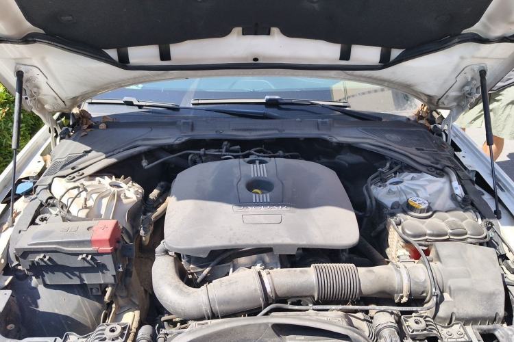 Used Jaguar XFL 2017 XFL 2.0T 240PS Luxury Edition Engine Bay