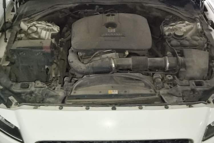 Used Jaguar XFL 2017 XFL 2.0T 200PS Elite Edition Engine Bay