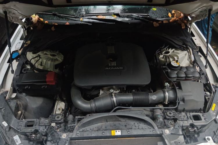 Used Jaguar XFL 2017 XFL 2.0T 240PS Luxury Edition Engine Bay