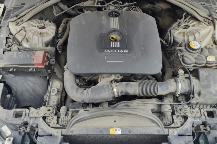 Used Jaguar XFL 2017 XFL 2.0T 240PS Premium Edition Engine Bay