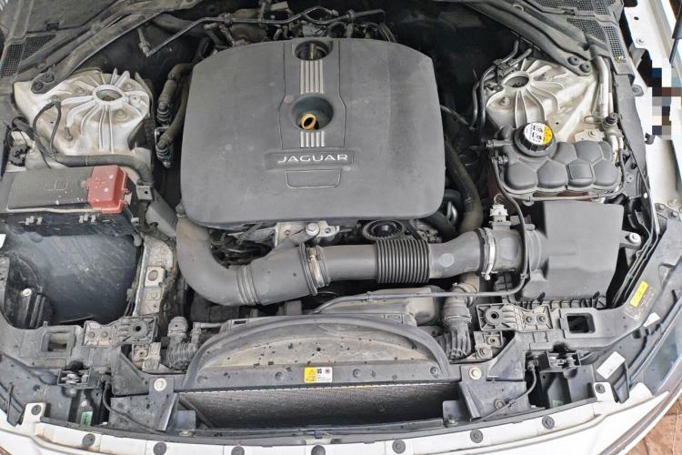 Used Jaguar XFL 2017 XFL 2.0T 240PS Luxury Edition Engine Bay