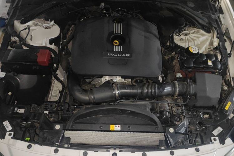 Used Jaguar XFL 2017 XFL 2.0T 200PS Luxury Edition Engine Bay