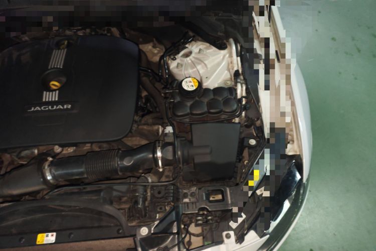 Used Jaguar XFL 2017 XFL 2.0T 240PS Luxury Edition Engine Bay Left