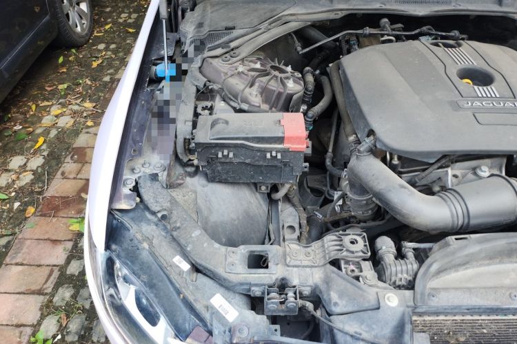 Used Jaguar XFL 2017 XFL 2.0T 200PS Windflower Edition Engine Bay Right