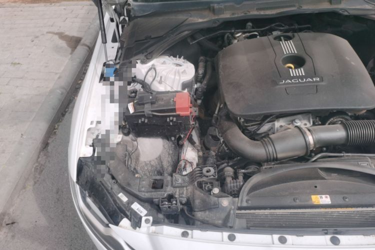 Used Jaguar XFL 2017 XFL 2.0T 240PS Premium Edition Engine Bay Right