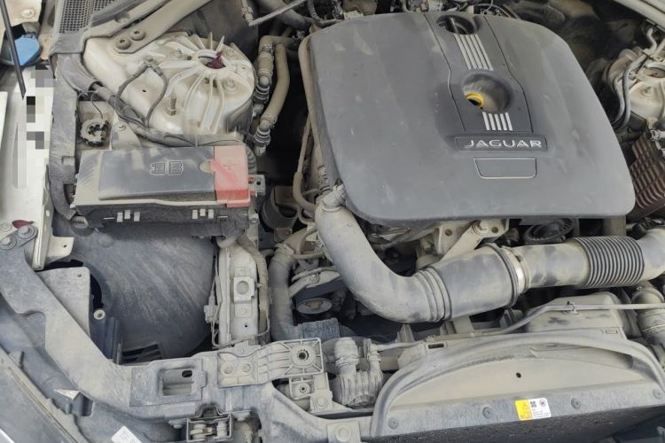 Used Jaguar XFL 2017 XFL 2.0T 240PS Premium Edition Engine Bay Right