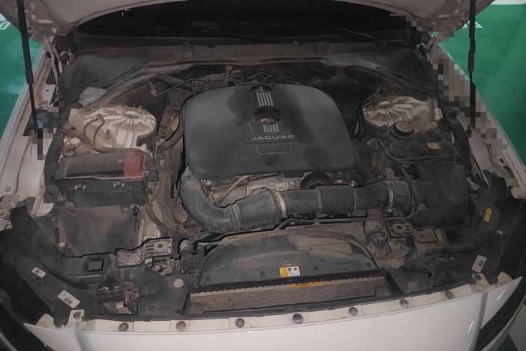 Used Jaguar XFL 2017 XFL 2.0T 240PS Premium Edition Engine Bay