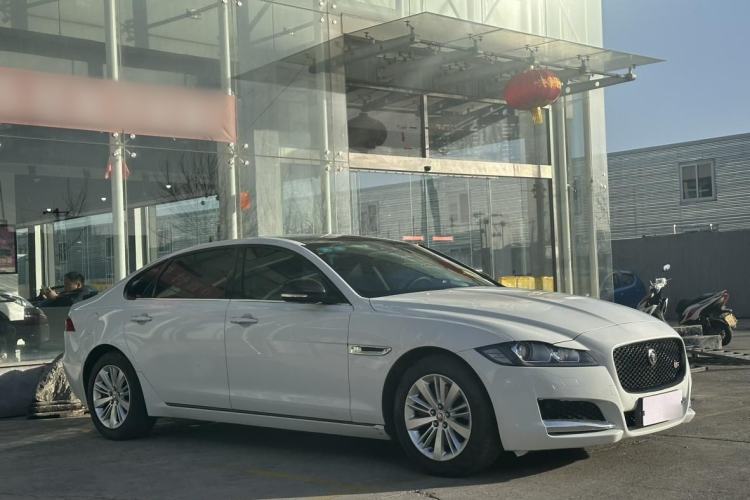 Used Jaguar XFL 2017 XFL 2.0T 240PS Luxury Edition Exterior 2