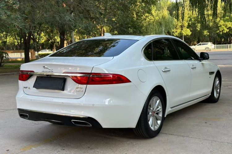 Used Jaguar XFL 2017 XFL 2.0T 240PS Premium Edition Exterior 5