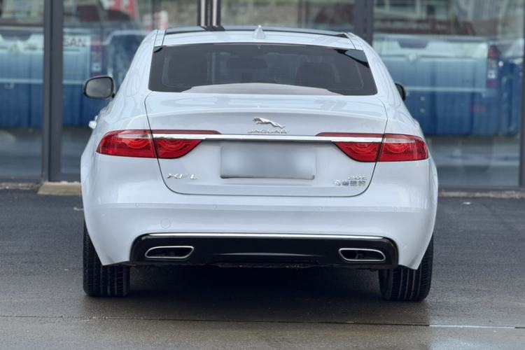 Used Jaguar XFL 2017 XFL 2.0T 200PS Windflower Edition Exterior 7