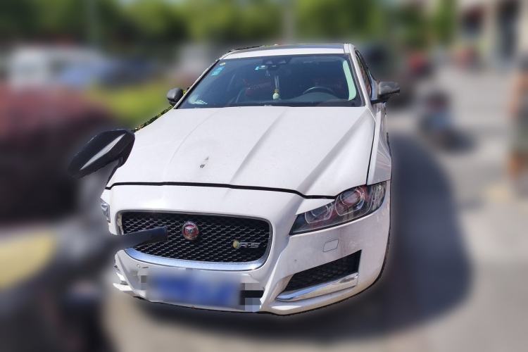 Used Jaguar XFL 2017 XFL 2.0T 240PS Luxury Edition Front